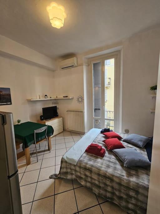 Porta Romana District Studio Милано Екстериор снимка