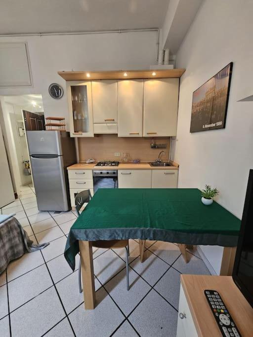 Porta Romana District Studio Милано Екстериор снимка